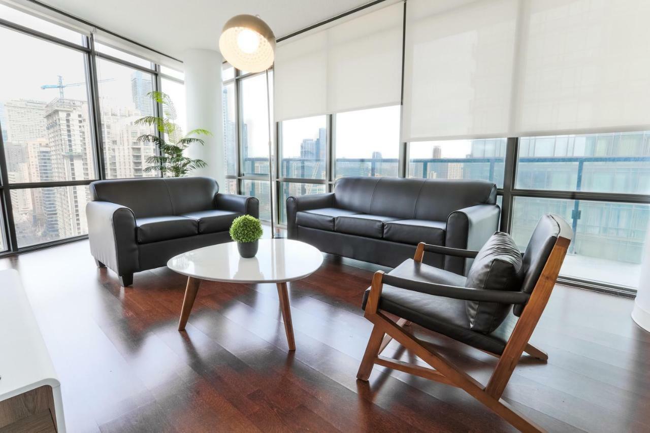 Altitude Suites Bay Street - Holiday Bonus - Free Parking Торонто Экстерьер фото