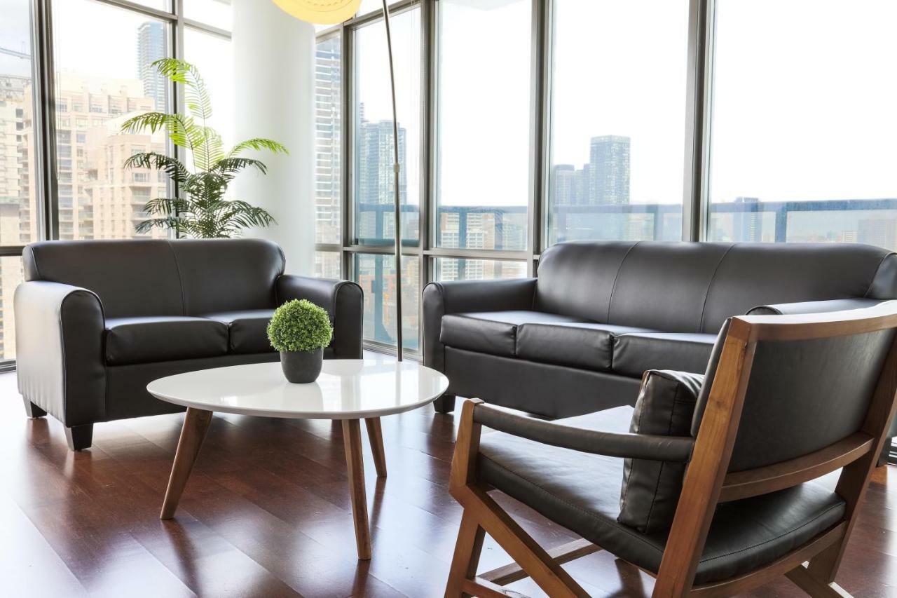 Altitude Suites Bay Street - Holiday Bonus - Free Parking Торонто Экстерьер фото